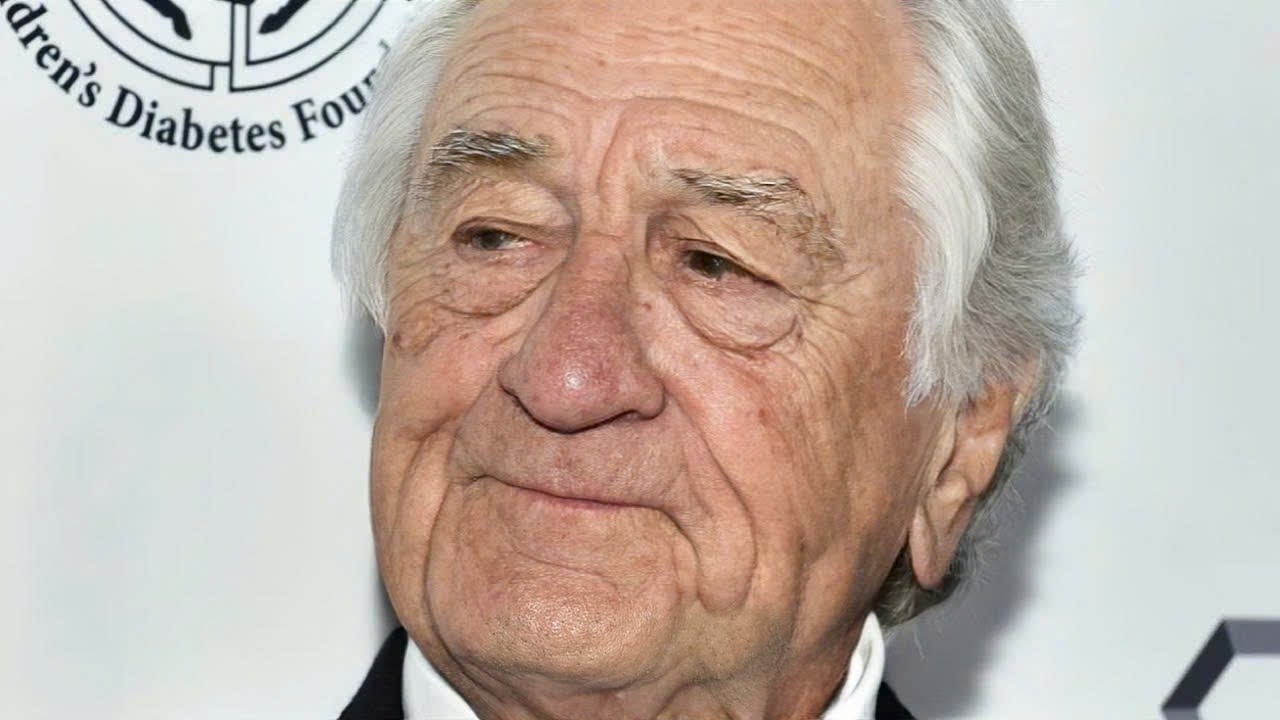 At 82, Robert De Niro Finally Tells the Truth About Robert Mitchum