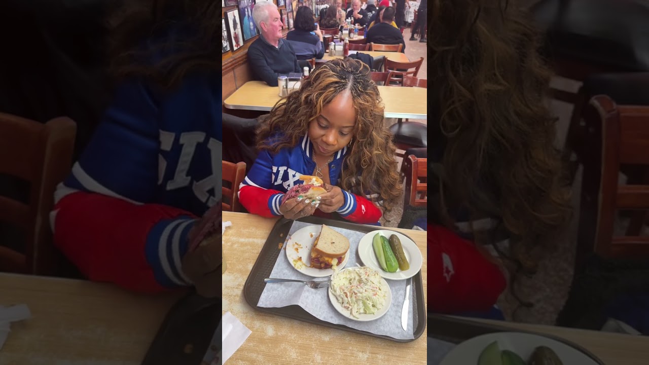 Katz’s Deli is worth the hype?#fyp #food #nyc 