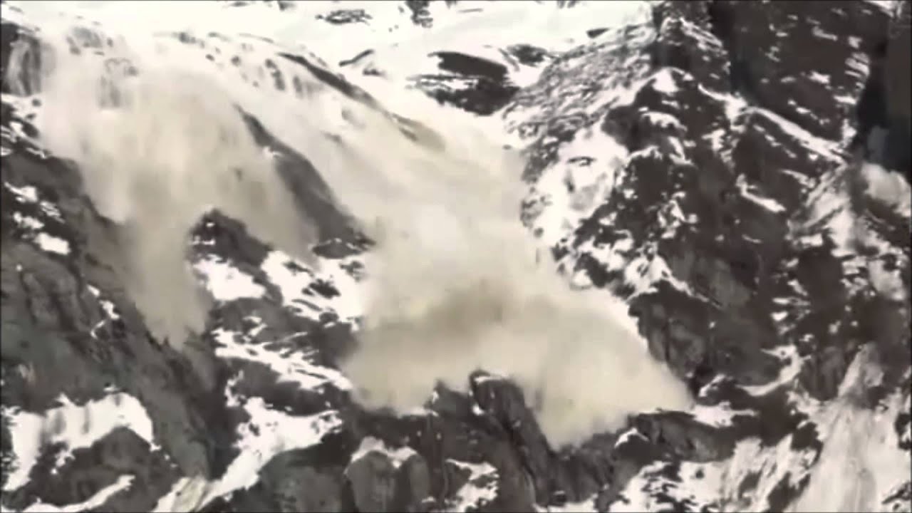Arch Enemy - Avalanche (Lyric Video) War Eternal