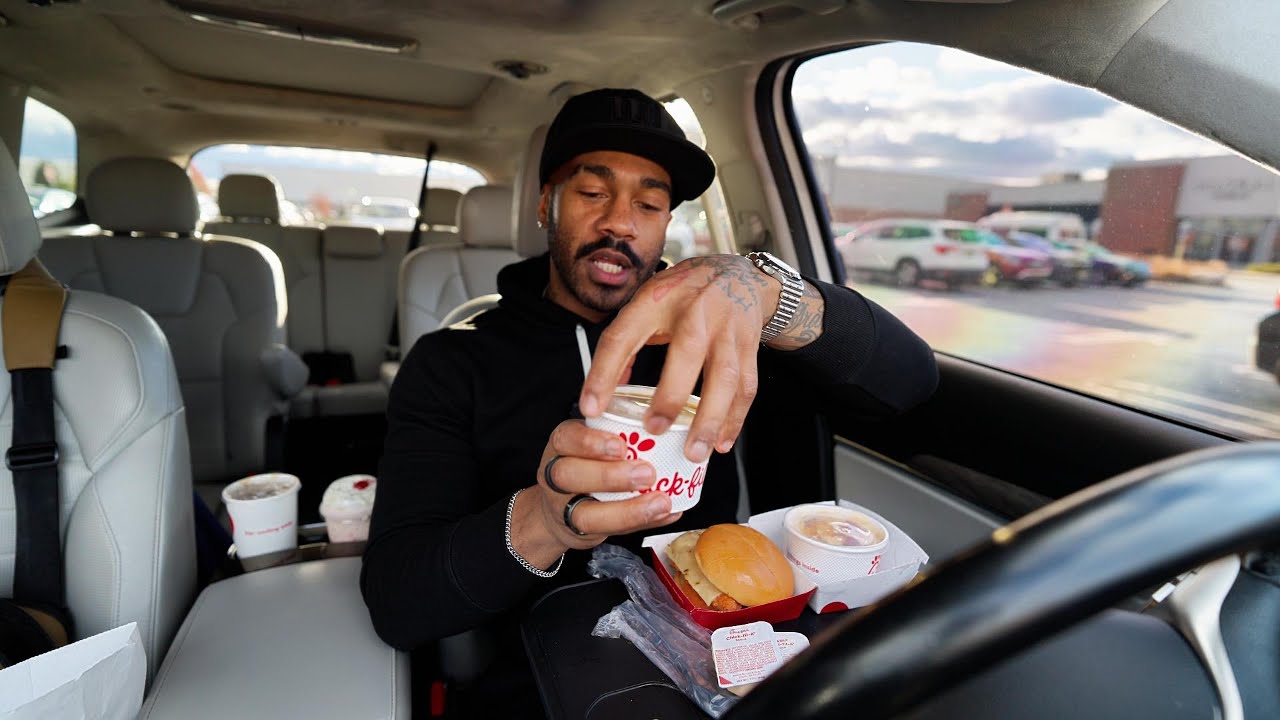 ВЕРНУЛСЯ ЛУЧШИЙ СЕЗОННЫЙ ТОВАР ОТ Chick Fil A