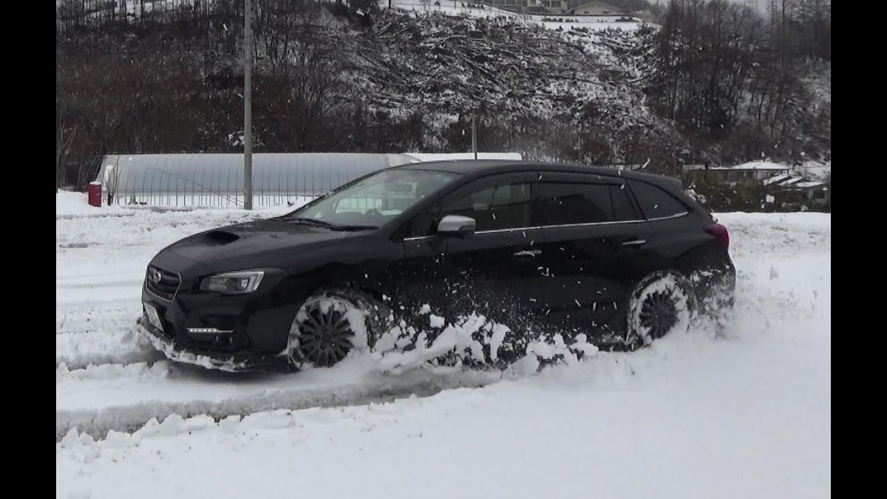 レヴォーグで雪ドリみたいな事してみた。