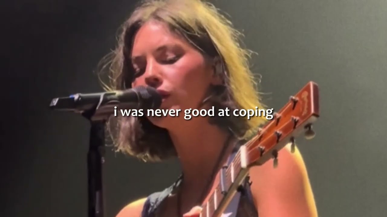Gracie Abrams - Camden (Lyrics) | Live