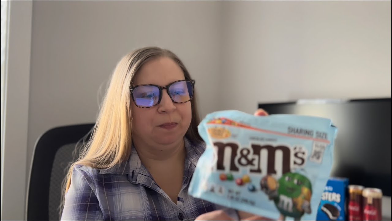 New M&Ms Cookie Crunch review