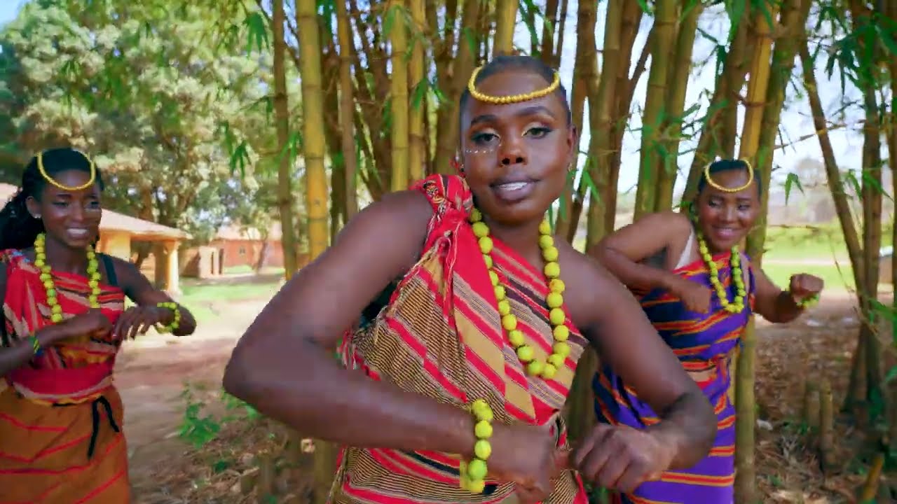Claire leya _Yoono Yesu Gwampadde (official 4k music video)