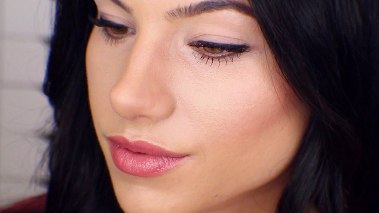 Simple EVERYDAY Makeup! Using Benefit Cosmetics Roller Lash Mascara