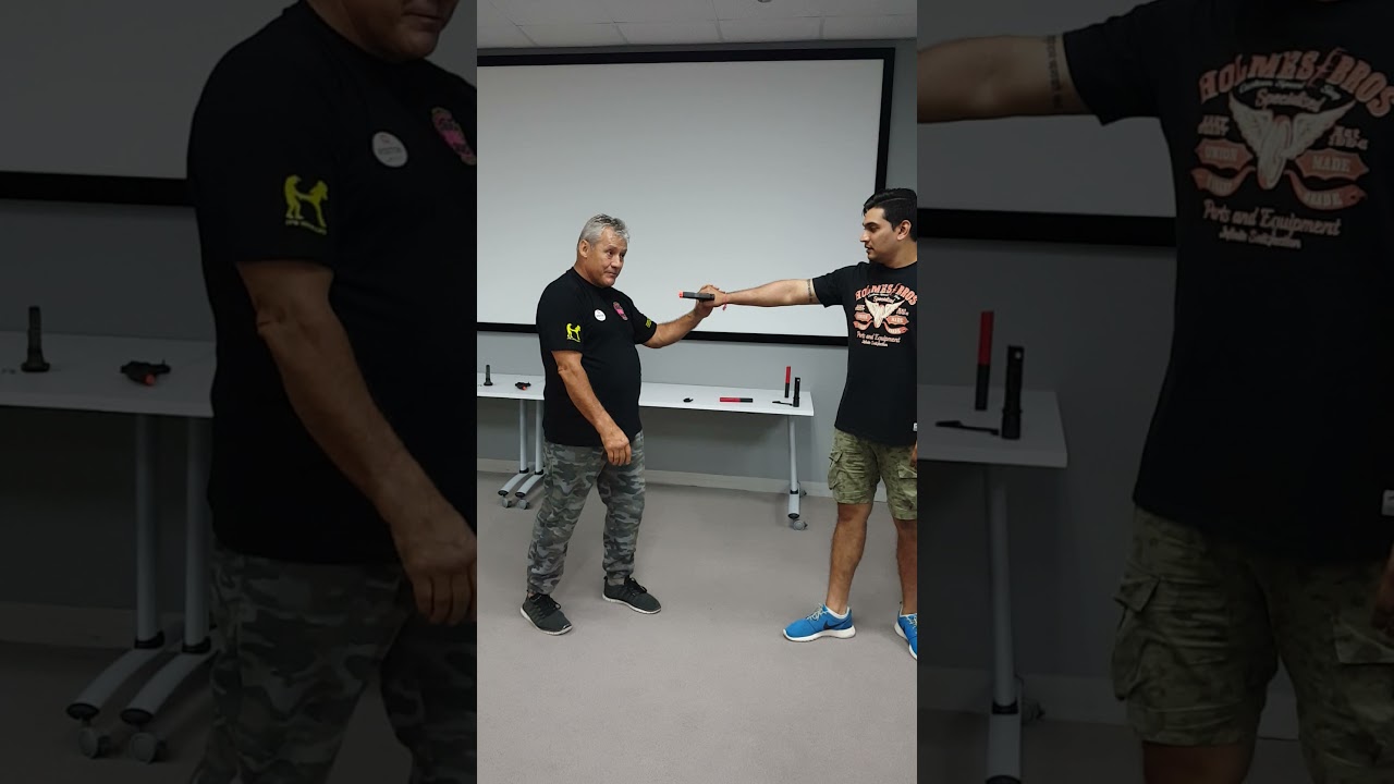 Streetwise Self Defence. Dis arming an attacker with a fire arm