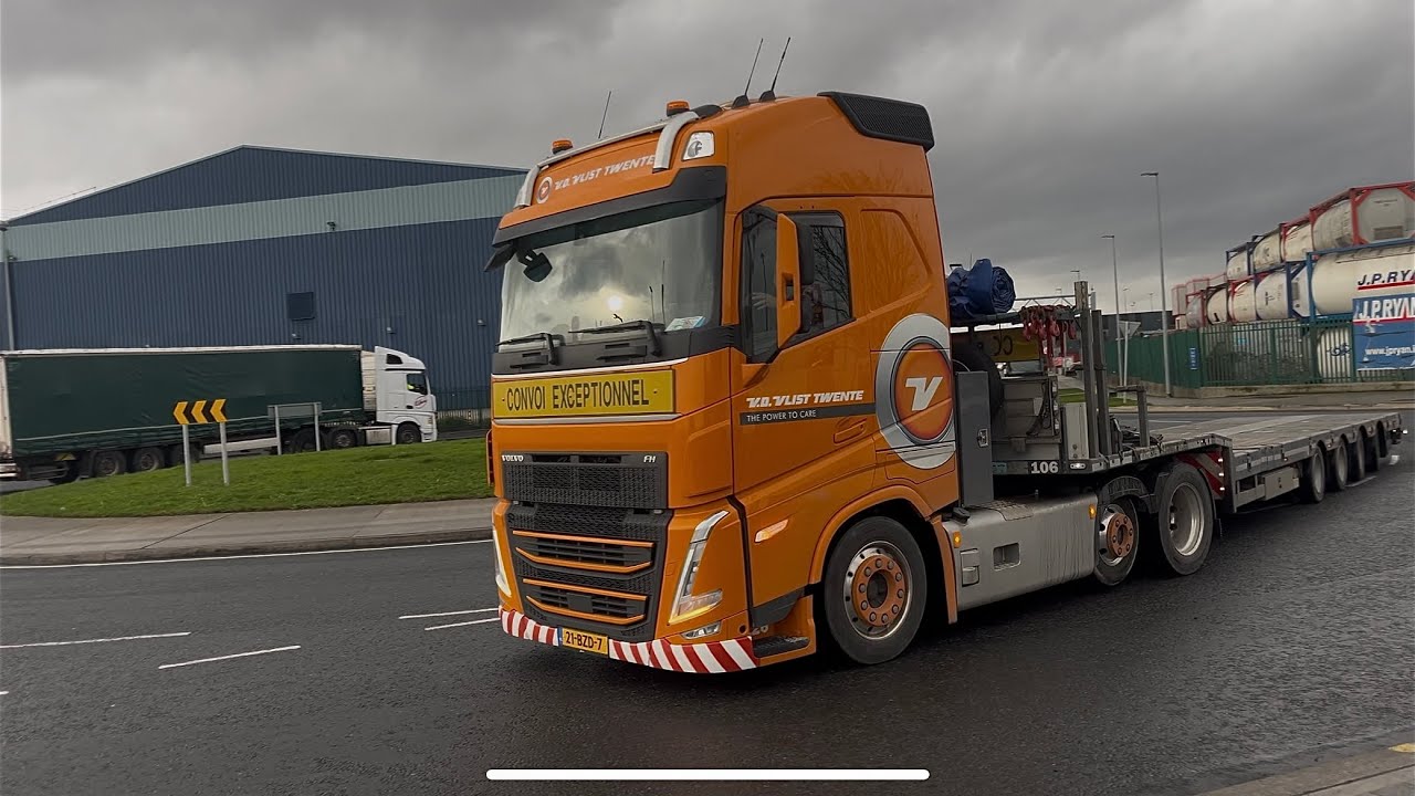 Truck Spotting in Ireland - December 2025 @ Dublin Port 