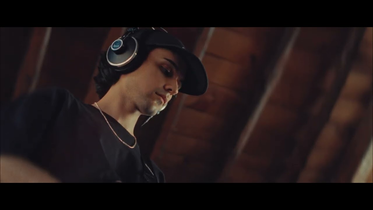 JOHNNY GARSO - DUELE A MORIR (Live at Sundown Studio)
