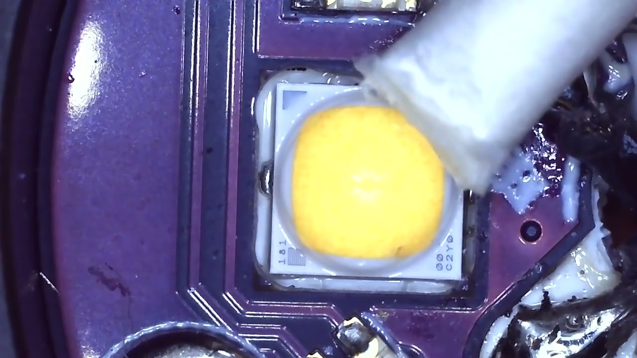 De-doming a Nichia 519a LED