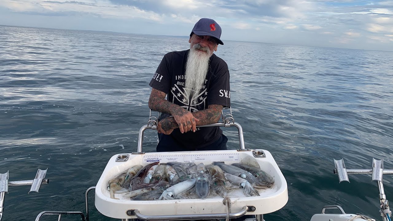 Happy Fisherman   EP57 mud island squid