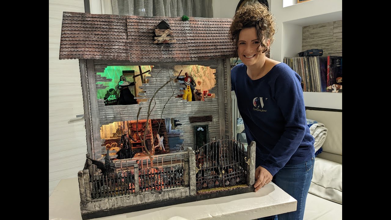 The Greatest Horror House | Diorama for Neca Characters