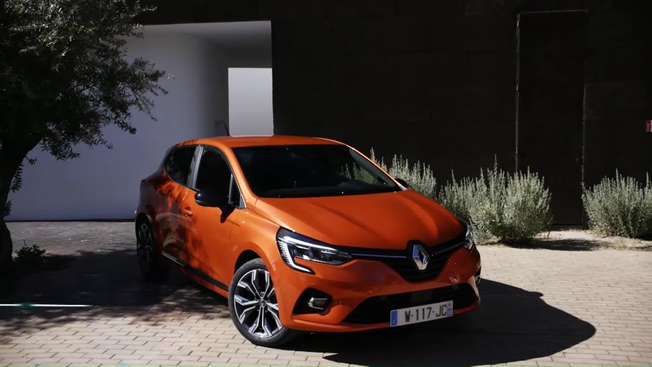 Jeszcze nigdy Clio nie było tak wszechstronnym autem! #Najlepsze_Premiery_Motoryzacyjne