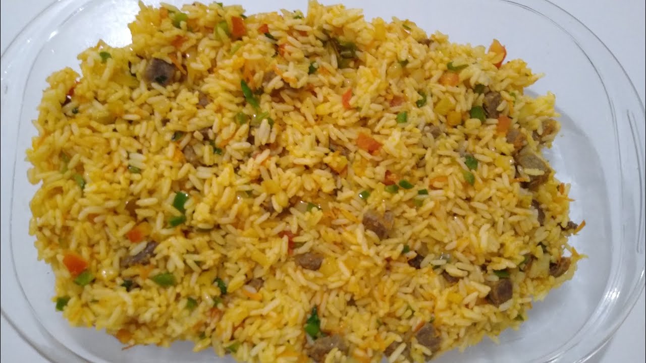 Arroz carreteiro com sobras de arroz