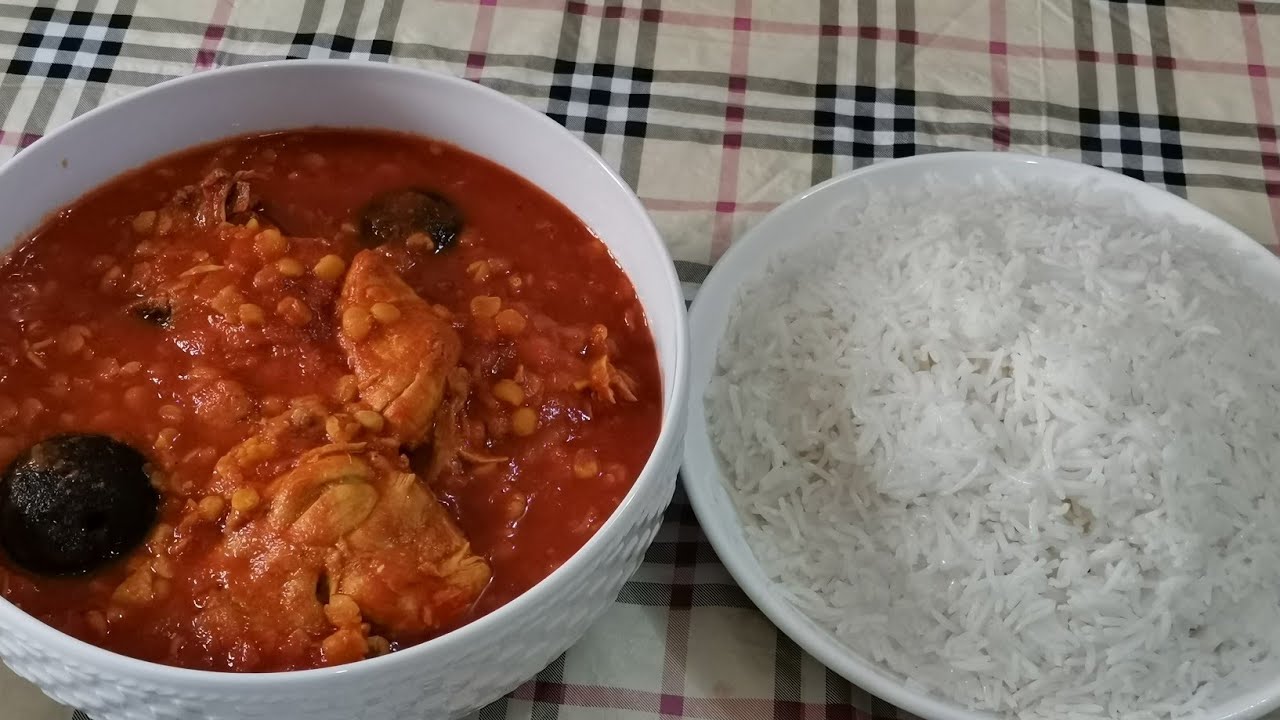مرق يخني الدجاج بالحمص المجروش مع الرز😋