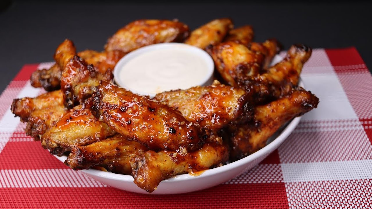 Honey Garlic Sriracha Chicken Wings and the Secret to Crispy Baked Wings!