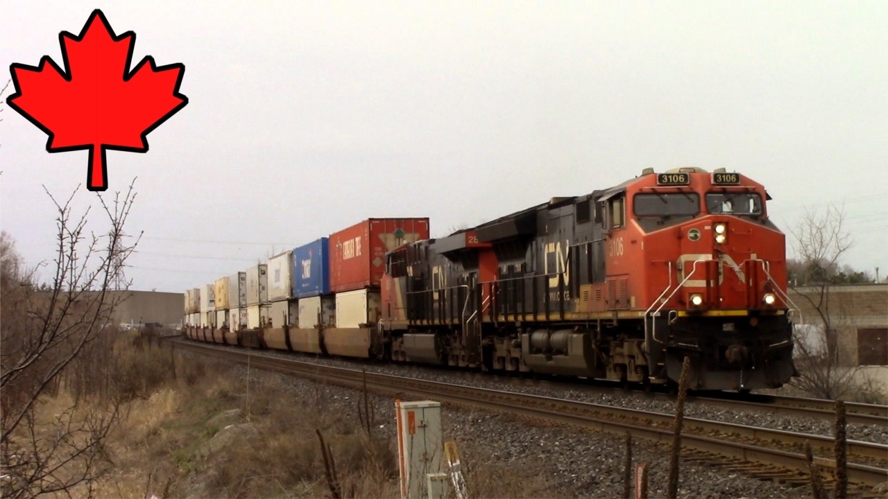 Canadian National [CN]: ET44AC 3106 (Tier4) Intermodal/Stack-Train Eastbound | Markham, ON.
