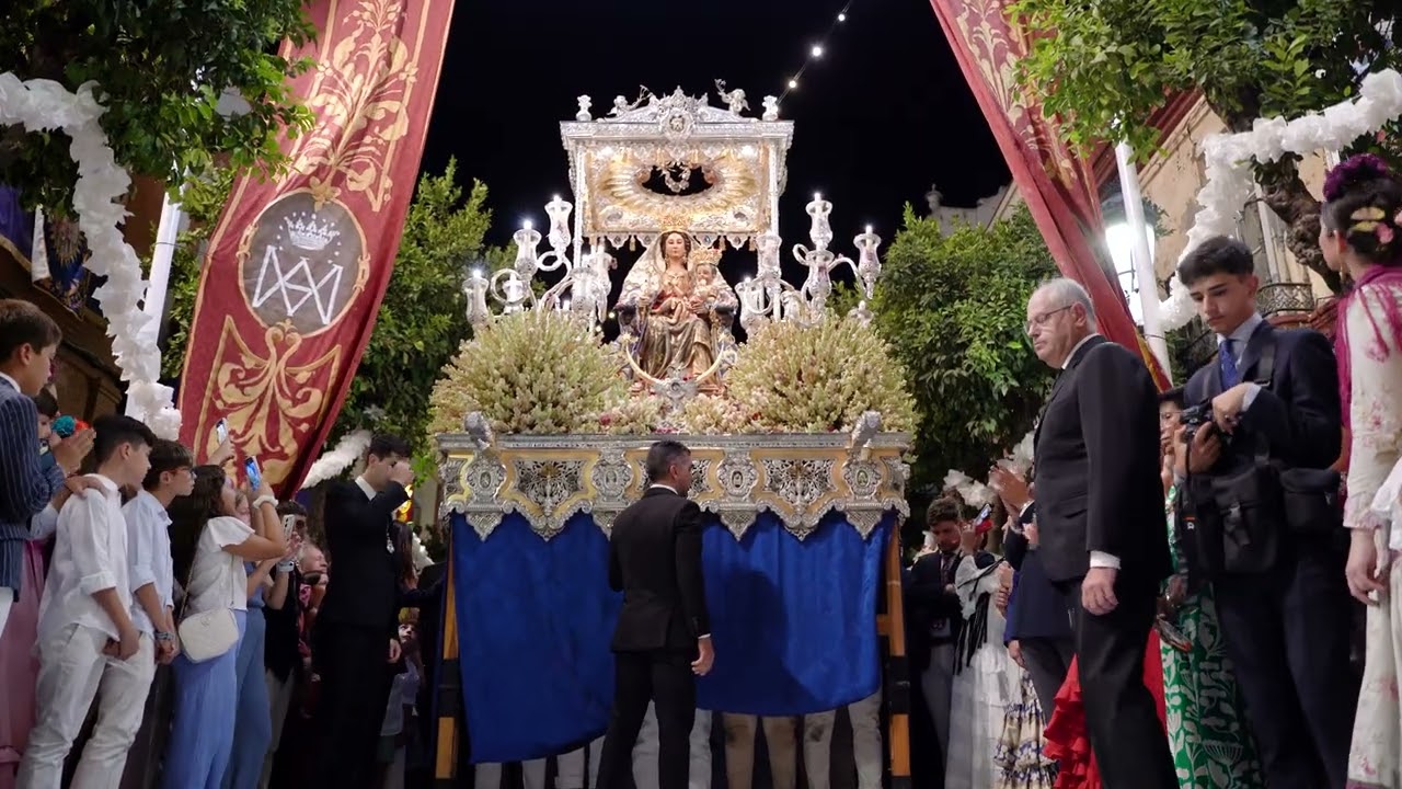 Santa María del Alcor Coronada por calle Real