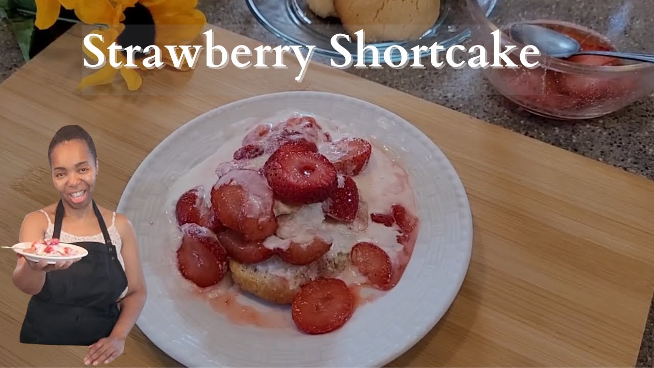HOMEMADE STRAWBERRY SHORTCAKE Low Carb Strawberry Shortcake recipe