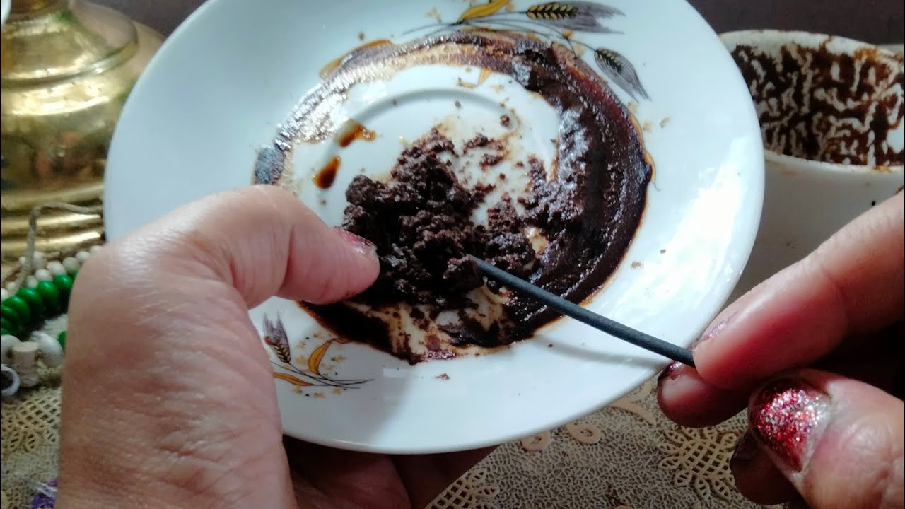 برج الدلو 🙄🙄🙄🙄🙄 تخيل عوض سنتين هنا في فنجانك 😥😥✍️🥺 ابشر  وشوف الاشاره