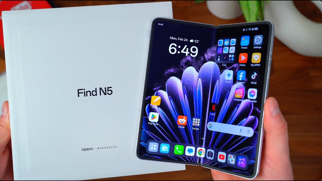 OPPO Find N5 Unboxing: Thinnest Foldable Phone!