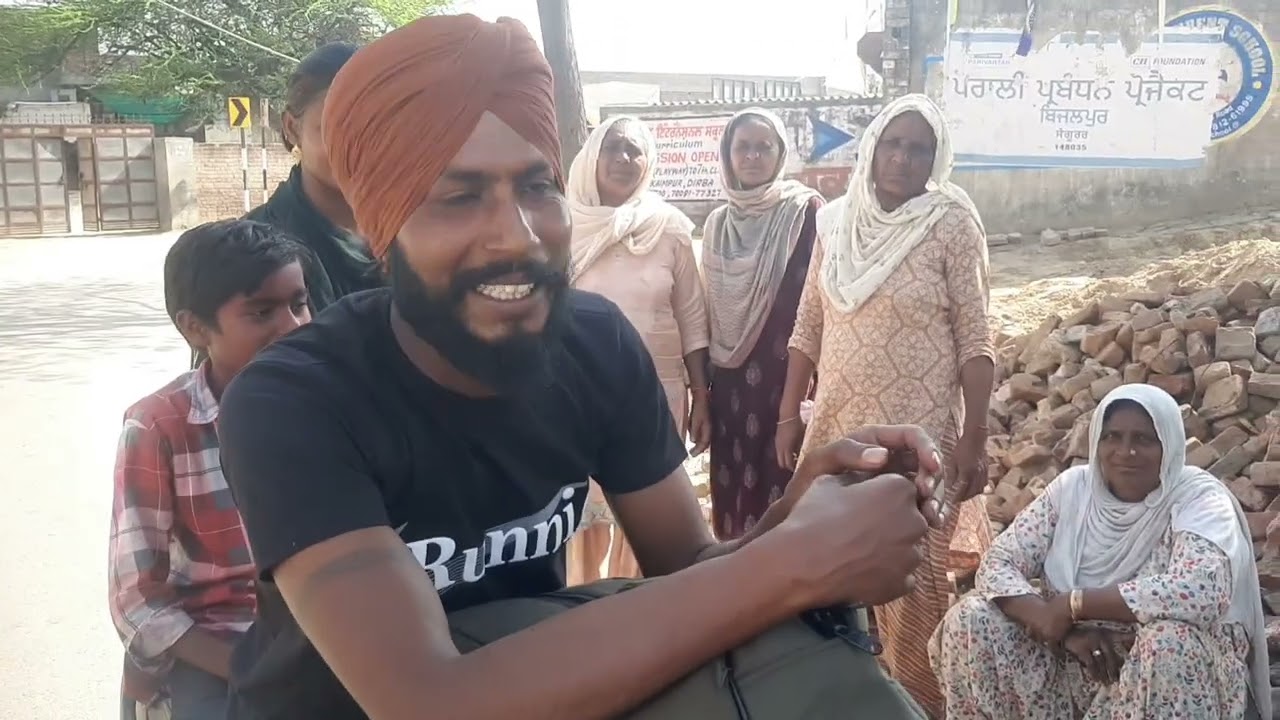 ਸੋਹਰੇ ਪਰਿਵਾਰ ਦੇ ਪਿੰਡ ਚੋ ਵਾਪਸ ਆਉਣ ਦੀ ਪੁਰੀ ਵੀਡੀਉ ਜਰੂਰ ਦੇਖਿਓ ਜੀ ❤#ytshorts #trending #punjabi