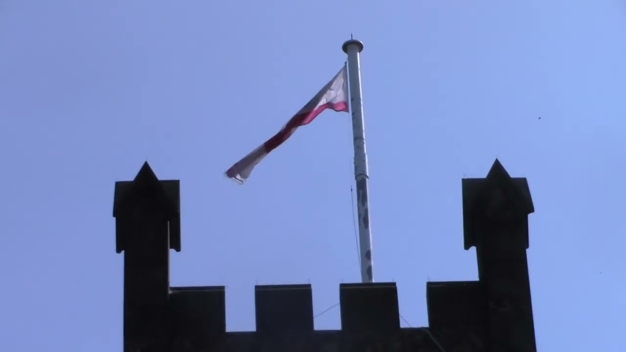 Idle church ringing the front 6 bells to call changes