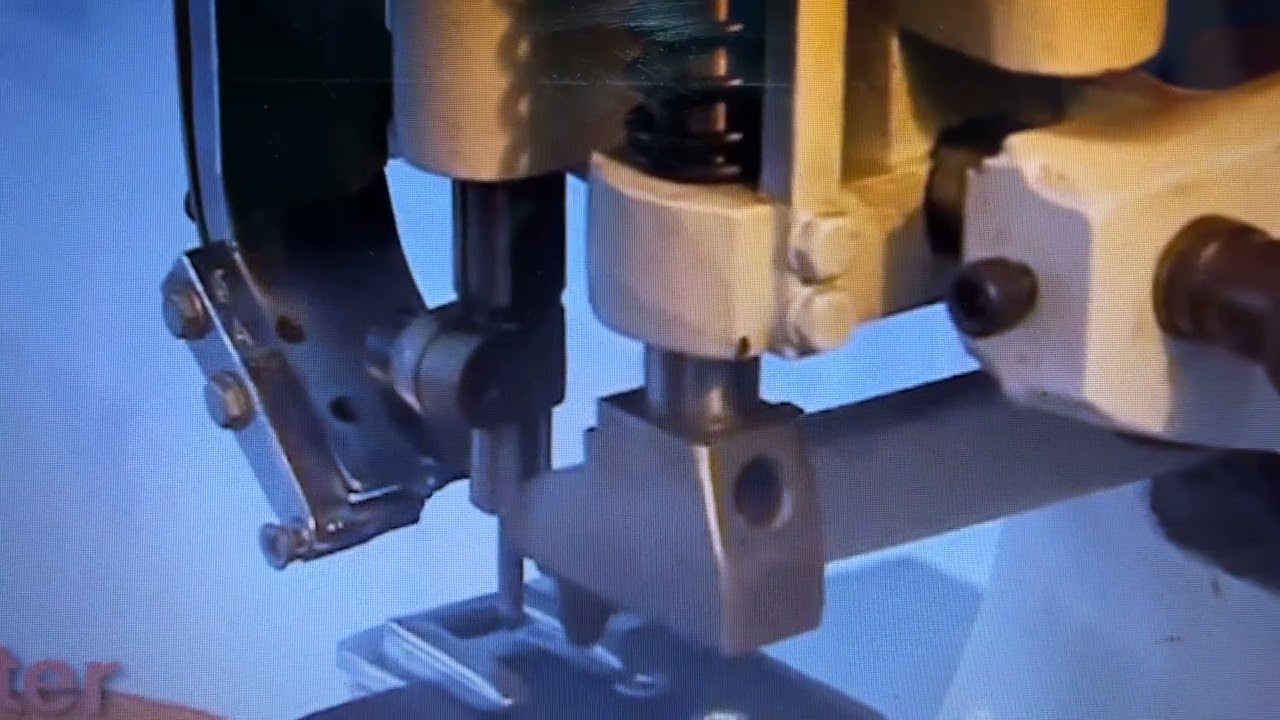 Máquina de Ojalillar Automática 