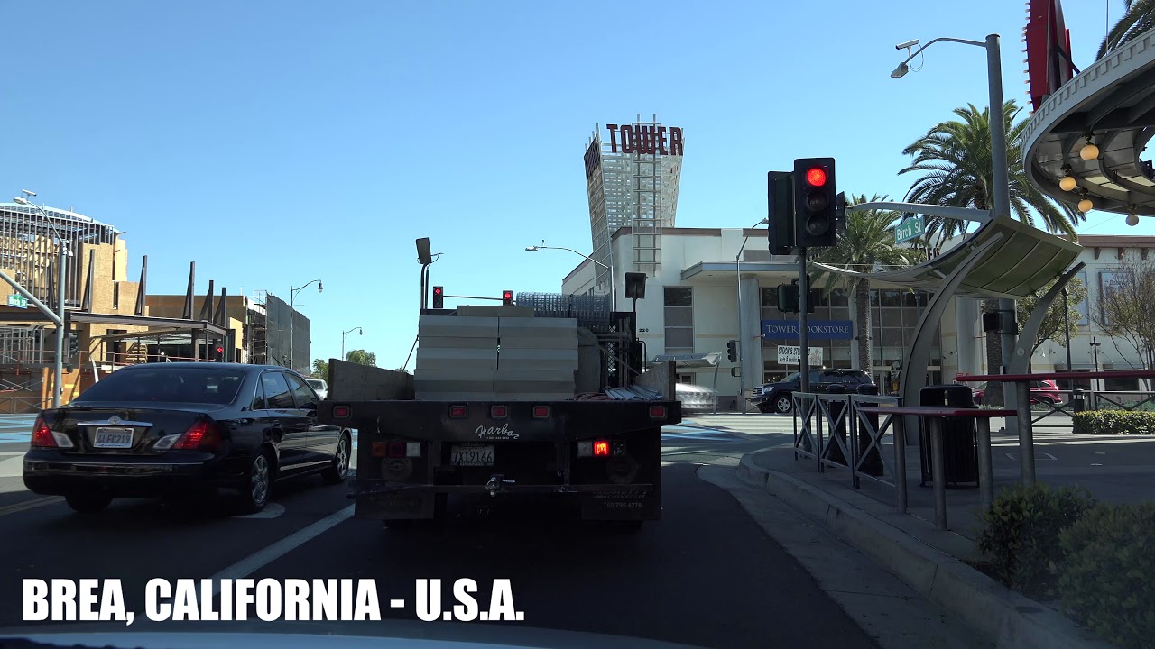 California Life - Drive - Driving around Brea 4K