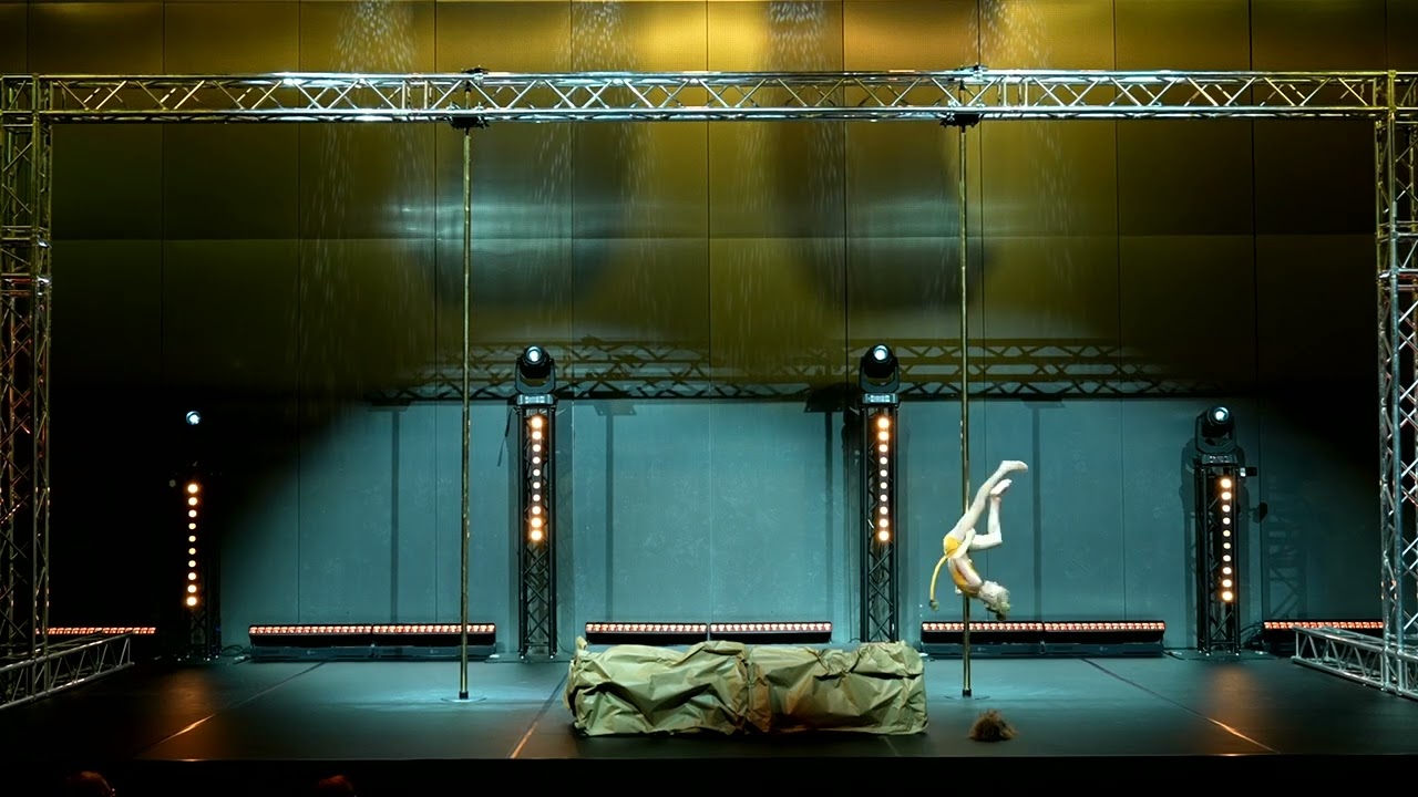 1st Place   Art Kids 8 11   Debiut   Małgorzata Studnik   Pole Dance Show 2025