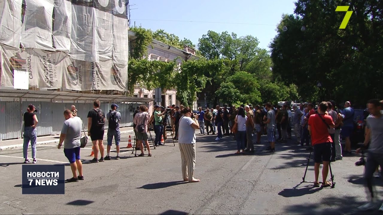 Двоих полицейских отстранили из-за избиения мужчины в Болграде