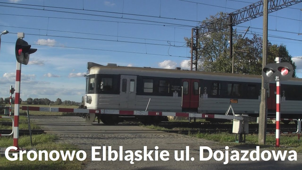 [ USTERKA ] 🇵🇱 Przejazd kolejowy / Railroad crossing Gronowo Elbląskie ul. Dojazdowa - 2 składy