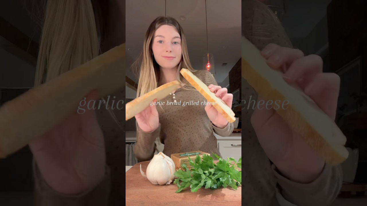 Мой простой рецепт чесночного хлеба с сыром на гриле! #вкуснятина #рецепт #уютно