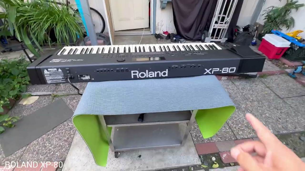 ROLAND XP-80 