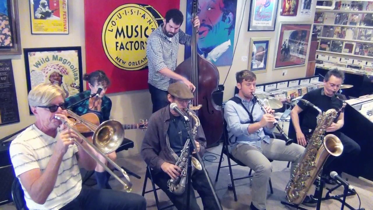 NEW ORLEANS JAZZ VIPERS @ LMF JAZZFEST 2017