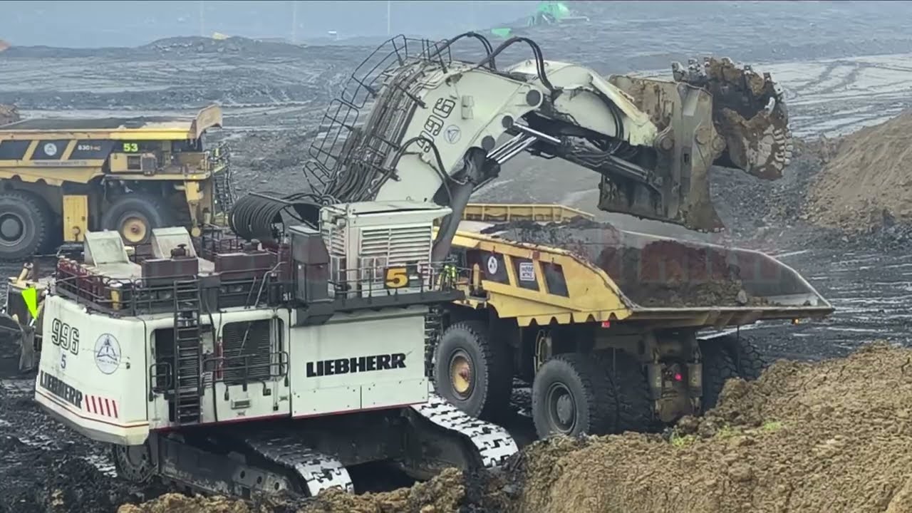MEGA POWER MINING SHOVEL LOADING DUMPERS With High  Extract OB