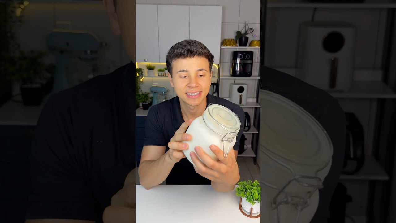 Como eu fa&ccedil;o iogurte natural