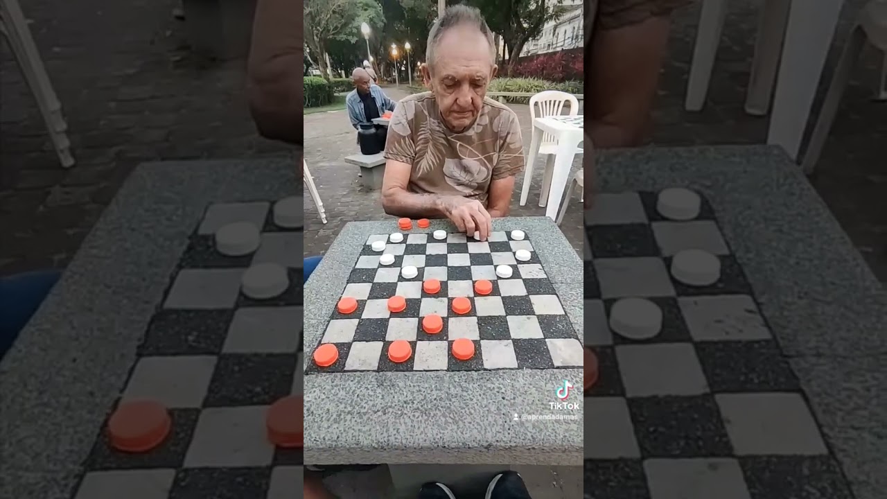 lindo golpe no jogo de damas