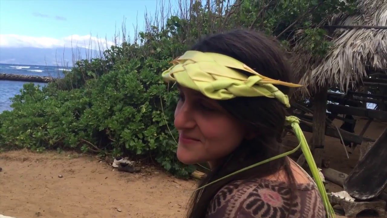 Coconut Leaf Weaving