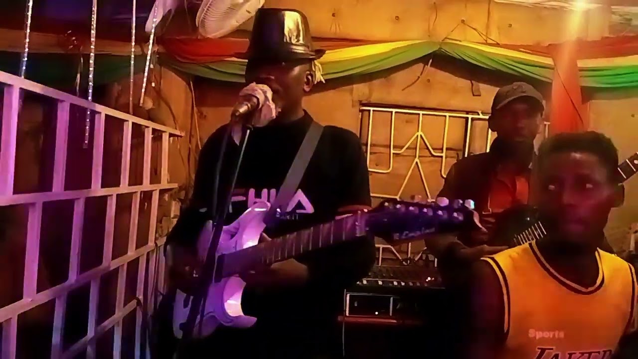VUUSYA UNGU LIVE AT CLUB ALEXY MLOLONGO