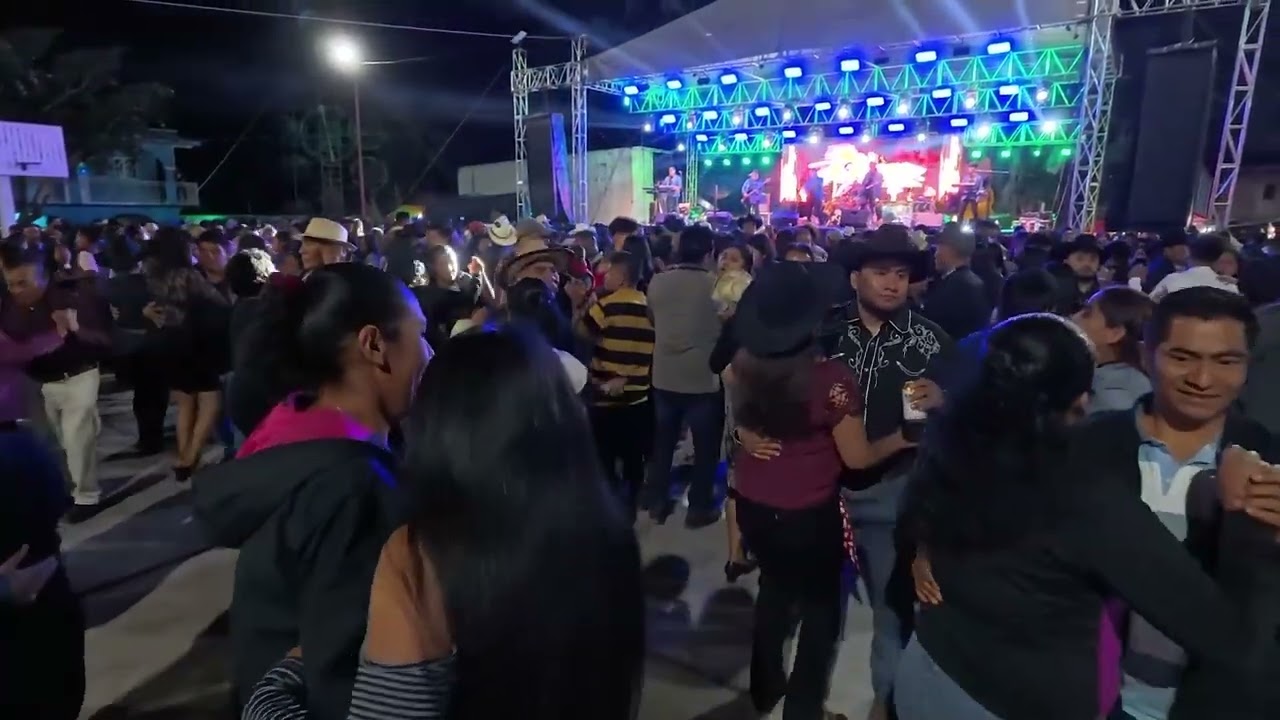 LES DEJAMOS EL POPURRI CAMINANTES, ANDA PUEESSS