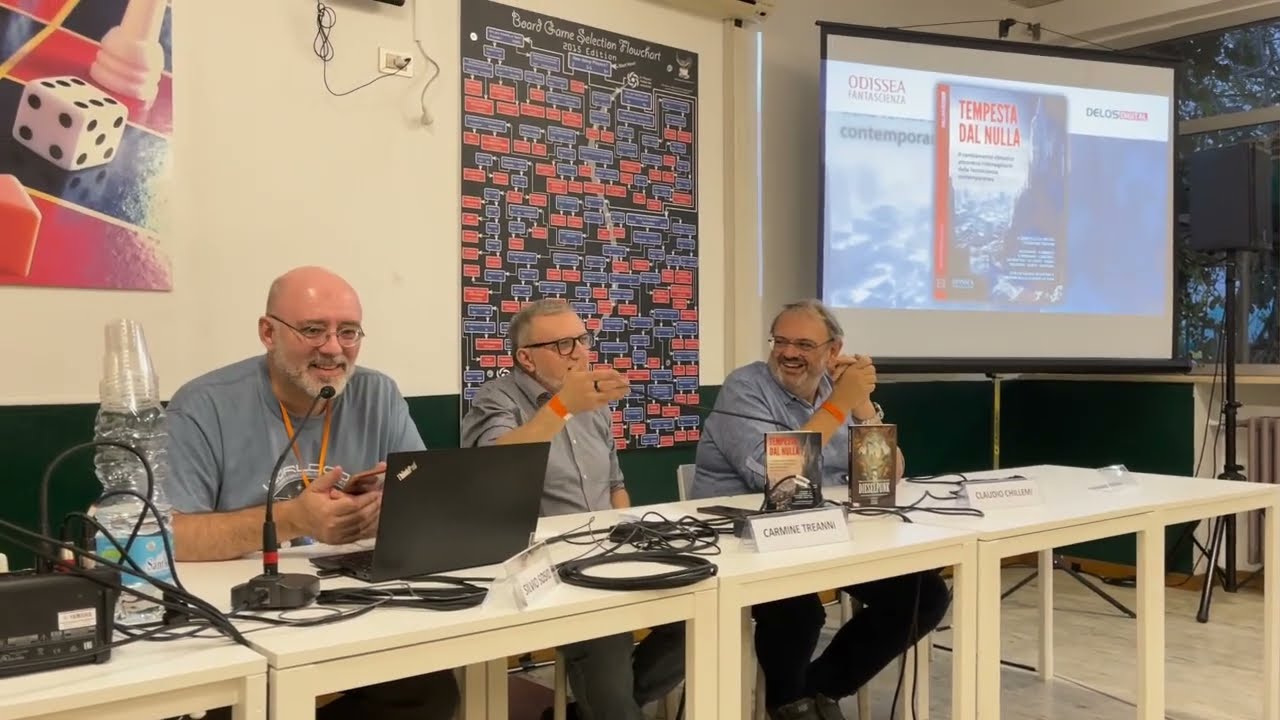 registrazione intervento di Carmine Treanni (curatore): presenta l'antologia Tempesta dal Nulla,