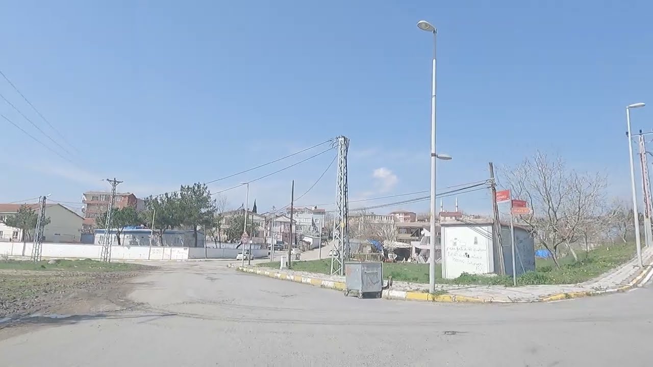 Büyükçavuşlu sokaklarında b1r gün, k1, Büyükçavuşlu 34582 Silivri/İstanbul, GH011988