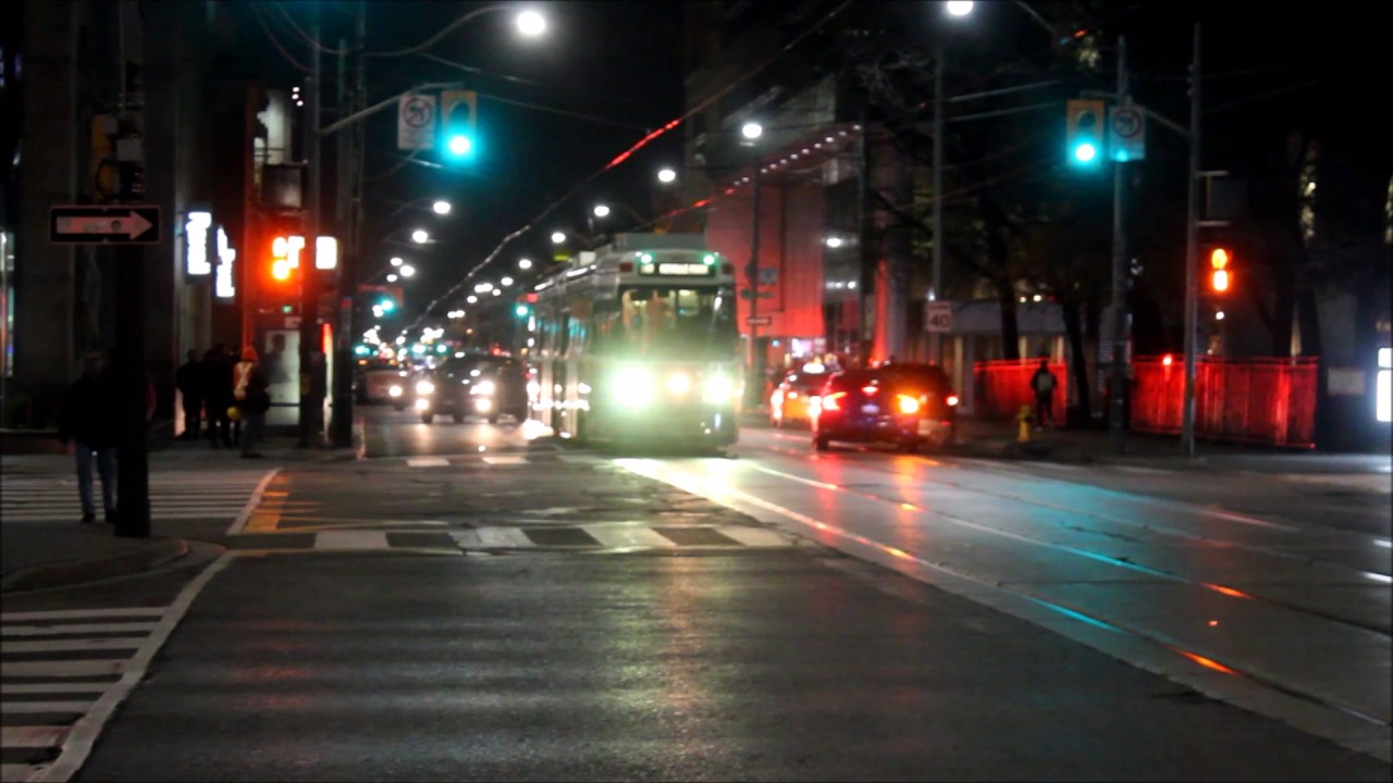 Toronto Fire Services District Chief 33 Responding