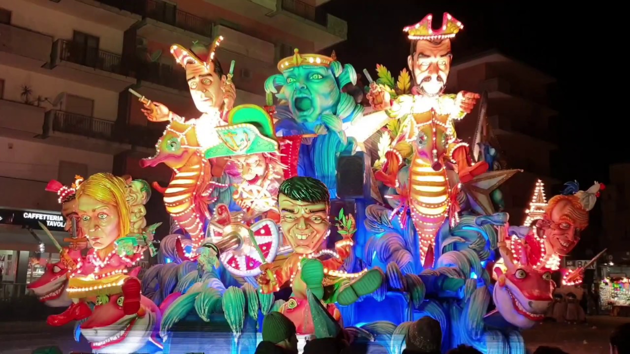 Carnevale di Acireale 2019 - Esibizione carro 