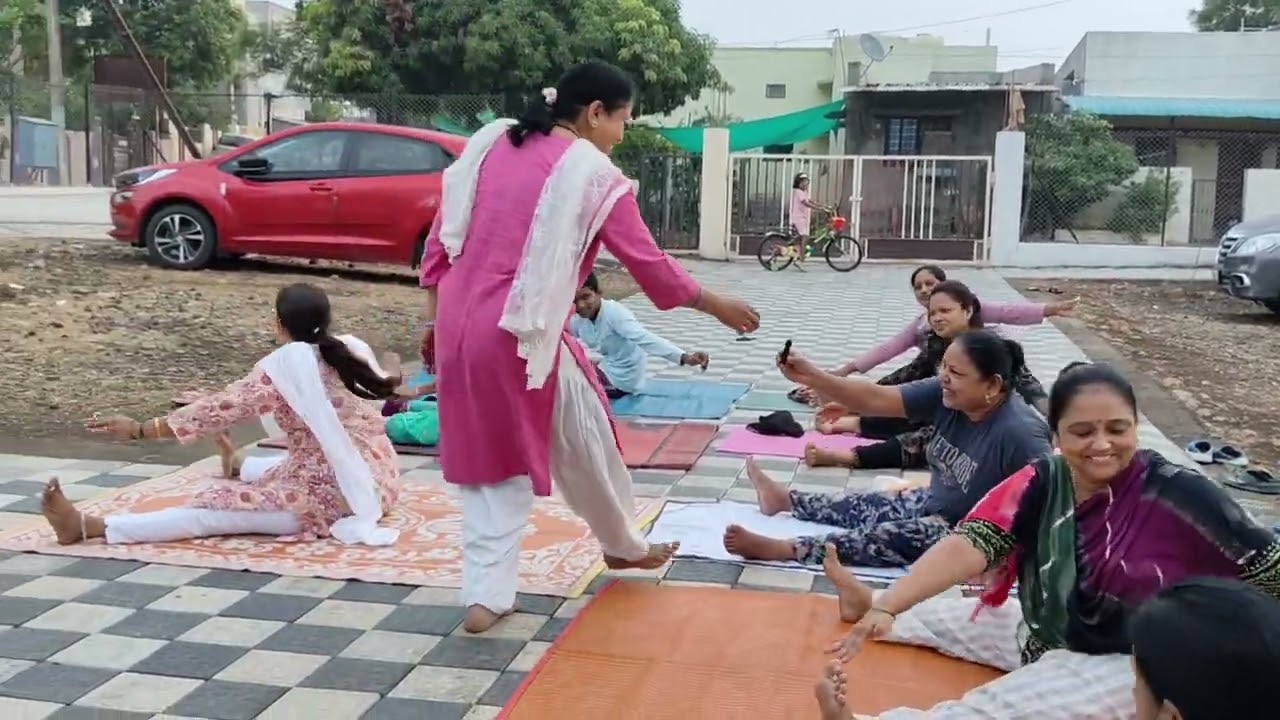 YOGA CLASS & YOGACHE ANUBHAV || PART TWO || TWO MONTH COMPLETE || MANISHA'S LIFESTYLE.