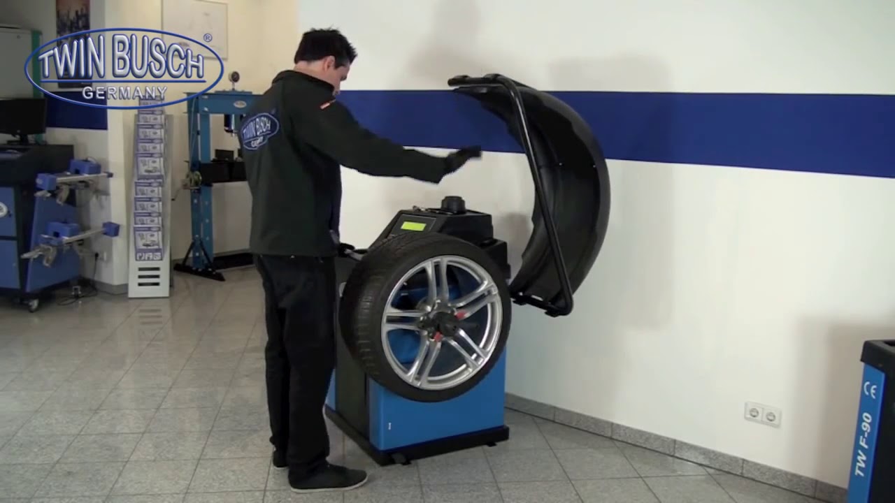 Reifenauswuchtmaschine von Twin Busch ® Germany - TW F-22