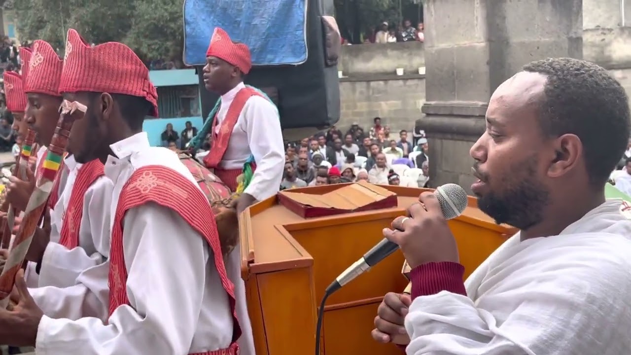 ድንቅ የትሳኤ ወረብ የተክለ ሳዊሮስ ሰ/ትምህርት ቤት መዘምራን