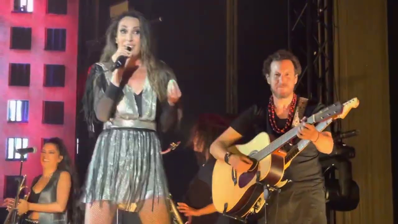 Quiero - Malú (Alicante) 19.08.22