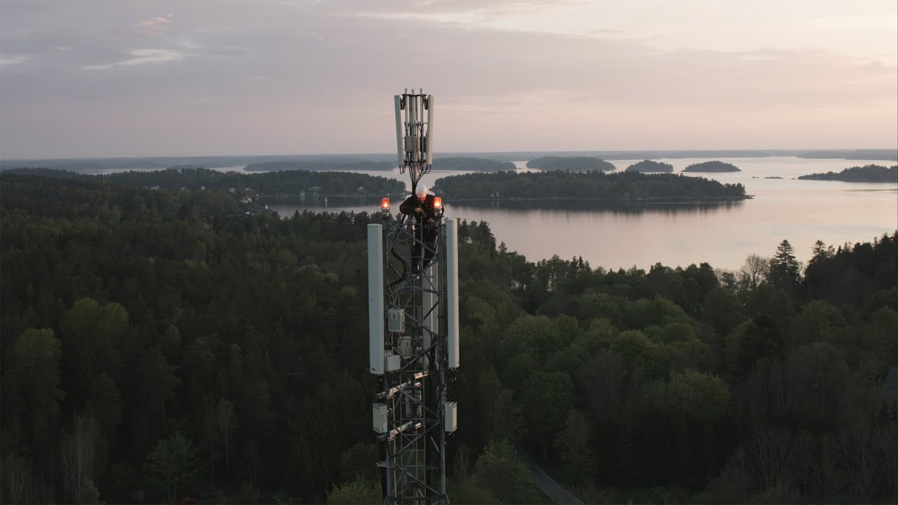 1106. Telemast (Telecommunications mast) Drone Stock Footage Video