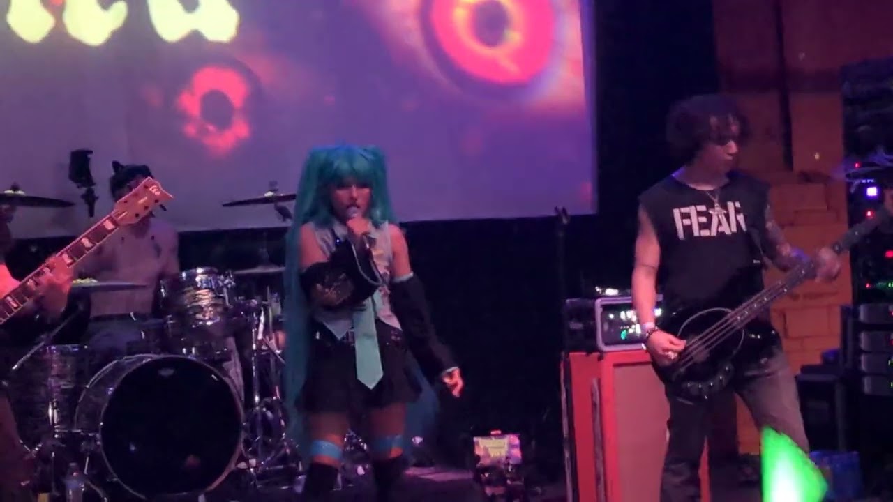 Violent Vira - Saccharine (Live at Haltom Theatre) 10/26/24